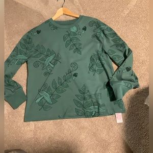 Alice in Wonderland Disney long sleeve Green shirt